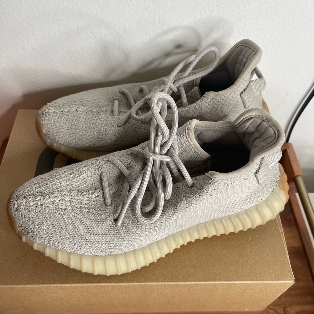 350 Yeezys Sesame